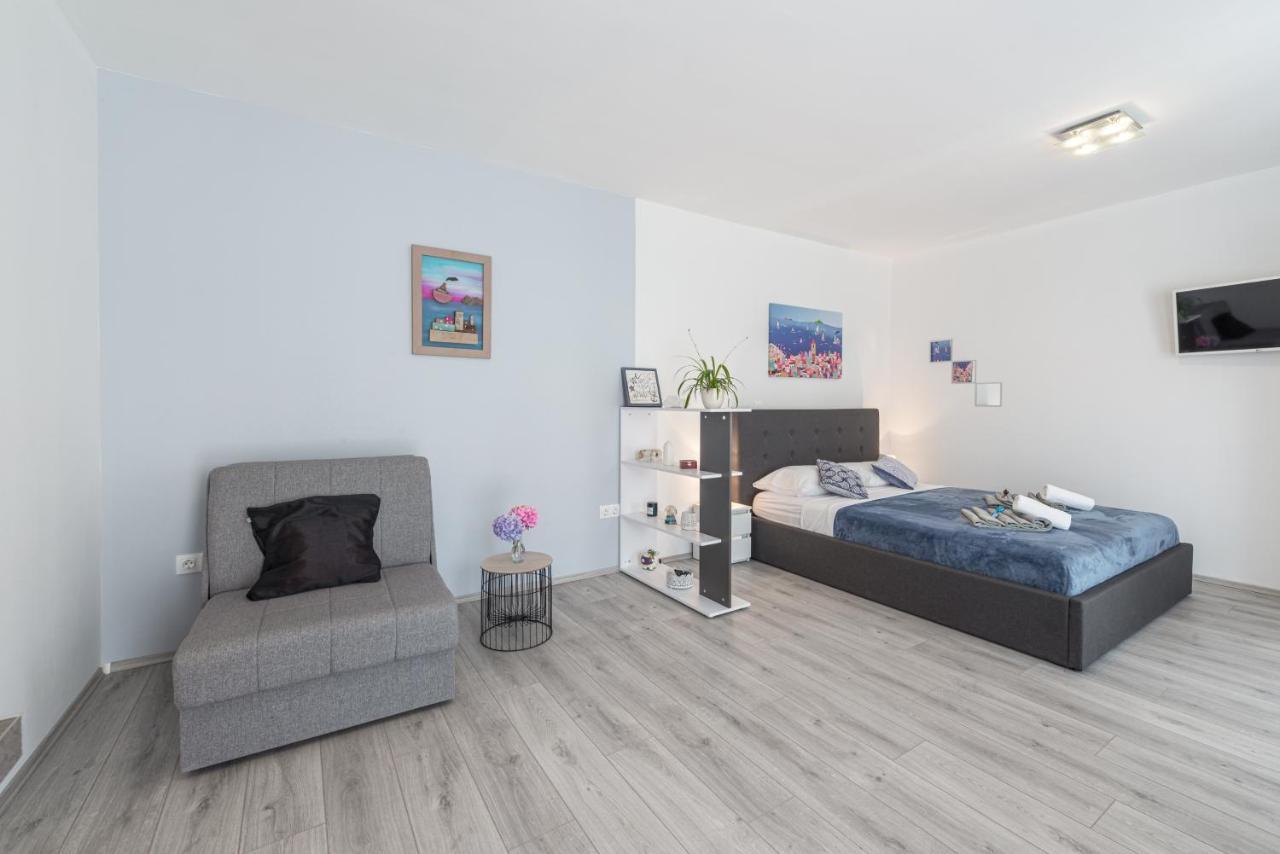 Apartment Joyful Place ดูบรอฟนิก ภายนอก รูปภาพ