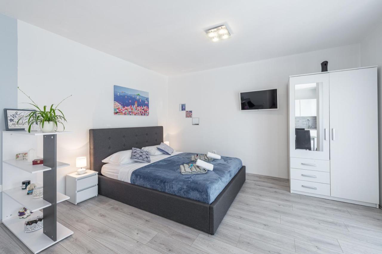 Apartment Joyful Place ดูบรอฟนิก ภายนอก รูปภาพ