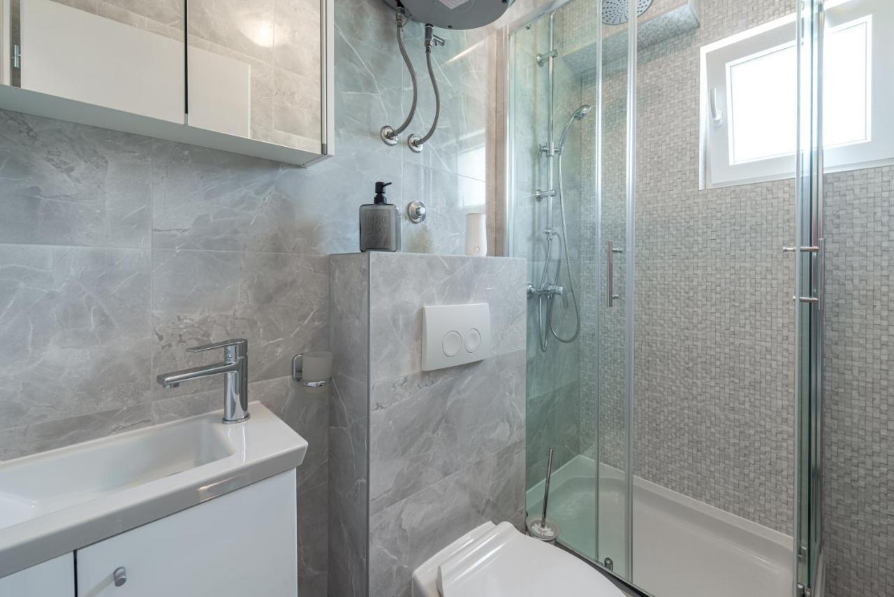 Apartment Joyful Place ดูบรอฟนิก ภายนอก รูปภาพ
